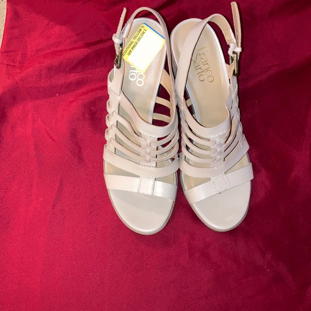 Sandal